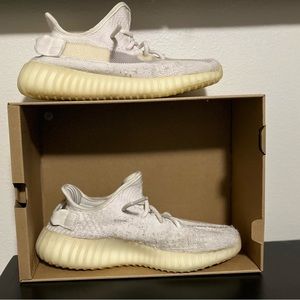 Yezzy 350 bone size 5.5